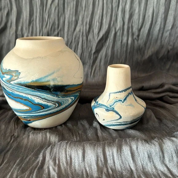 Vintage Nemadji Pottery. Set Of Two - Picture 2 of 12
